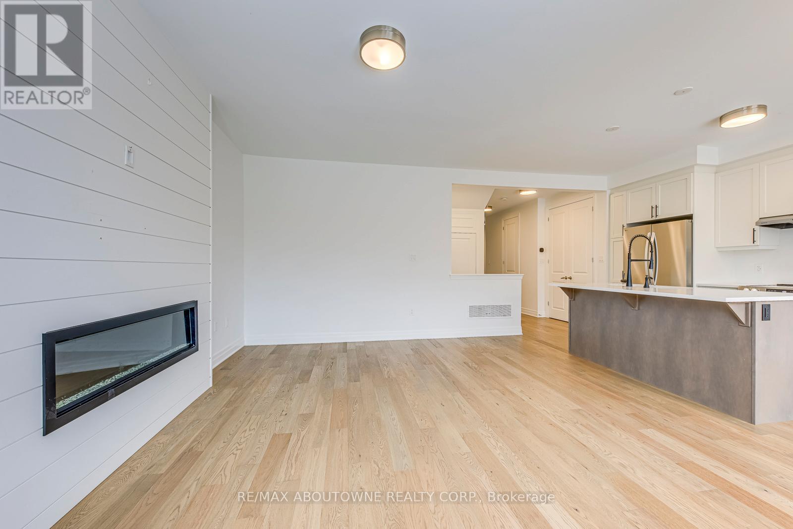 1232 Wheat Boom Drive, Oakville, Ontario L6H 7Y3 - Photo 20 - W12500514