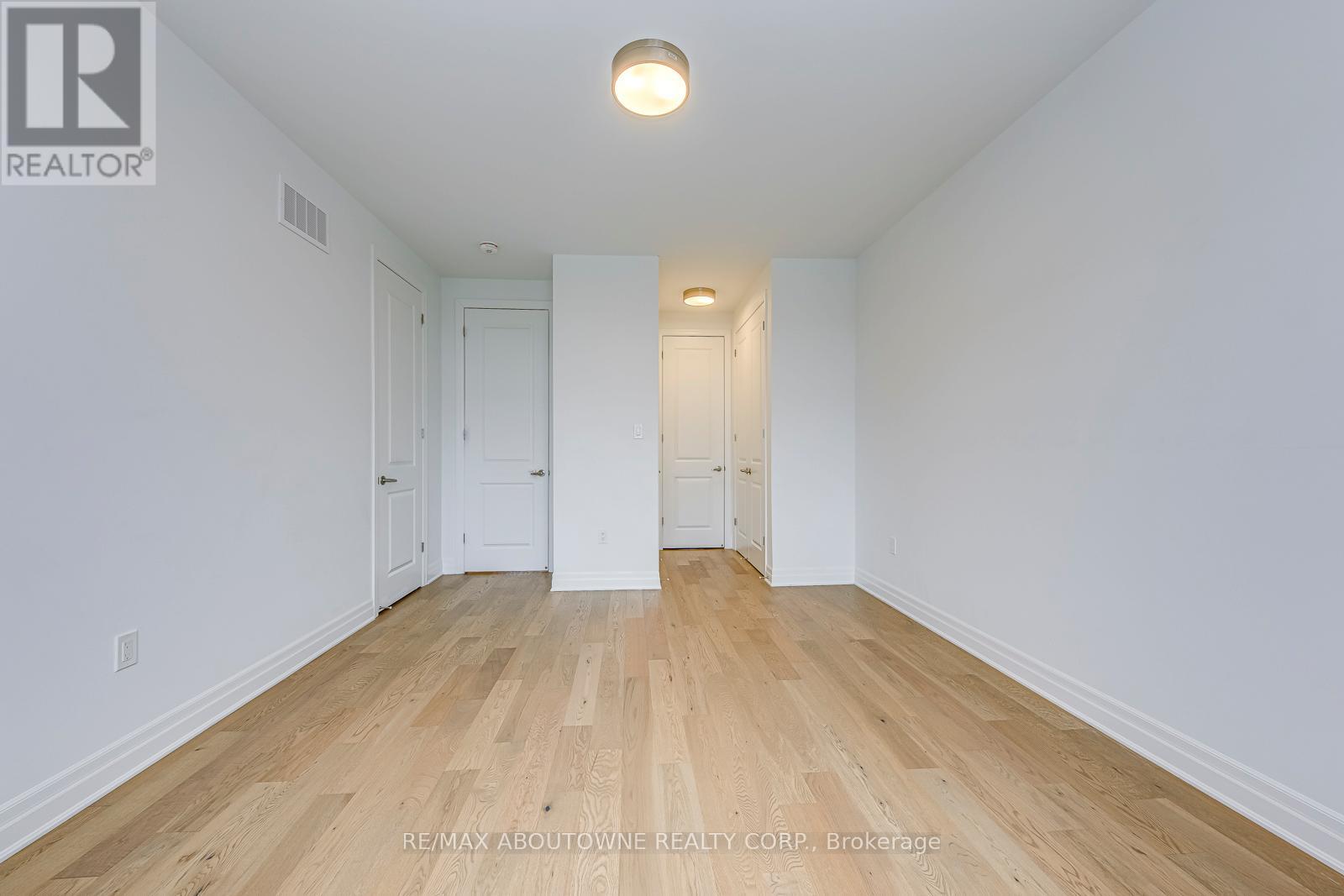 1232 Wheat Boom Drive, Oakville, Ontario L6H 7Y3 - Photo 27 - W12500514