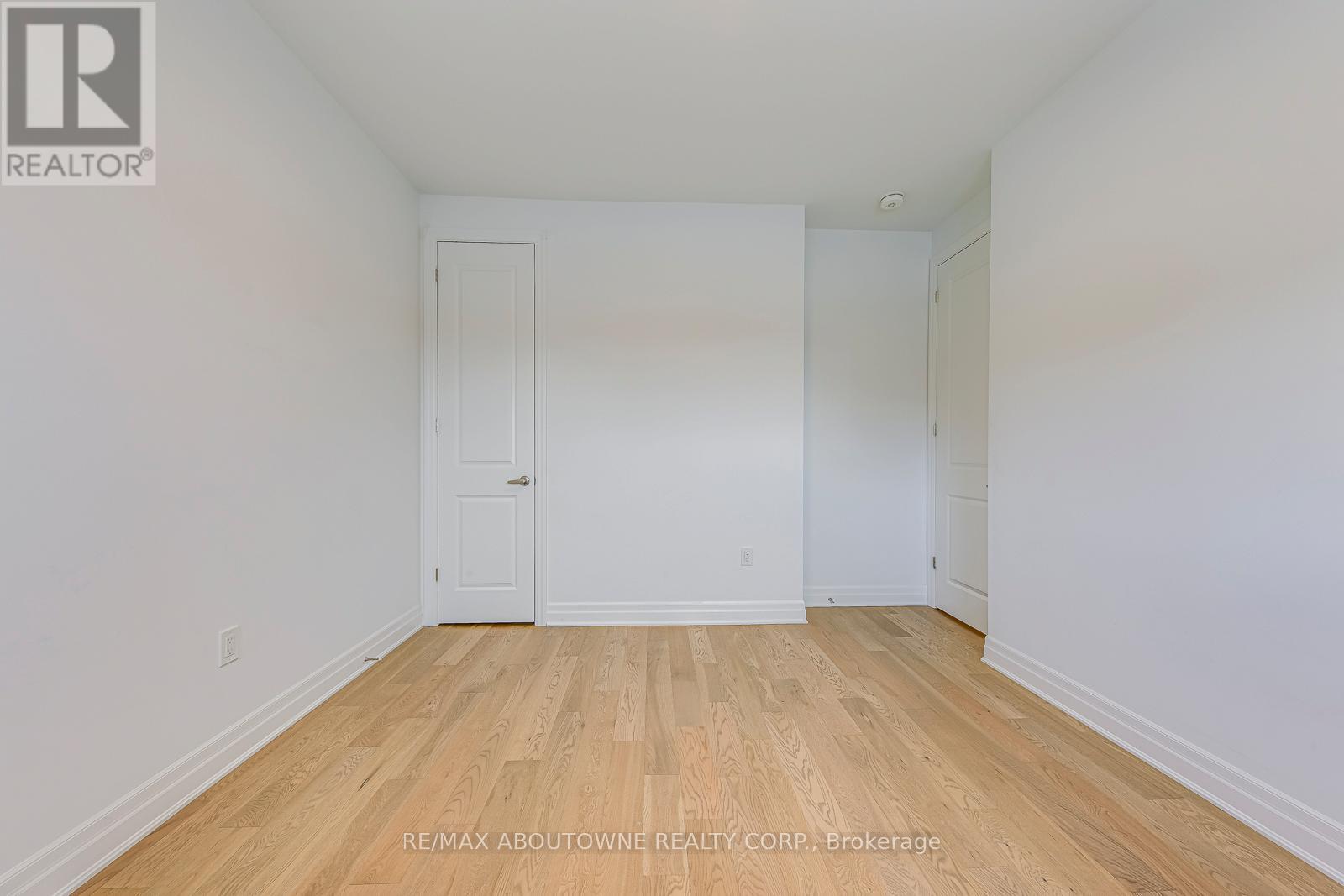 1232 Wheat Boom Drive, Oakville, Ontario L6H 7Y3 - Photo 35 - W12500514