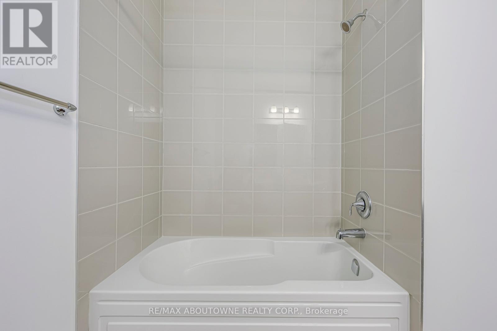 1232 Wheat Boom Drive, Oakville, Ontario L6H 7Y3 - Photo 37 - W12500514