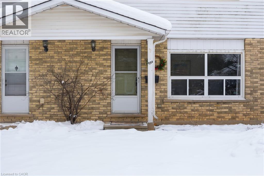 45b Karen Walk, Waterloo, Ontario  N2L 5X1 - Photo 2 - 40790992