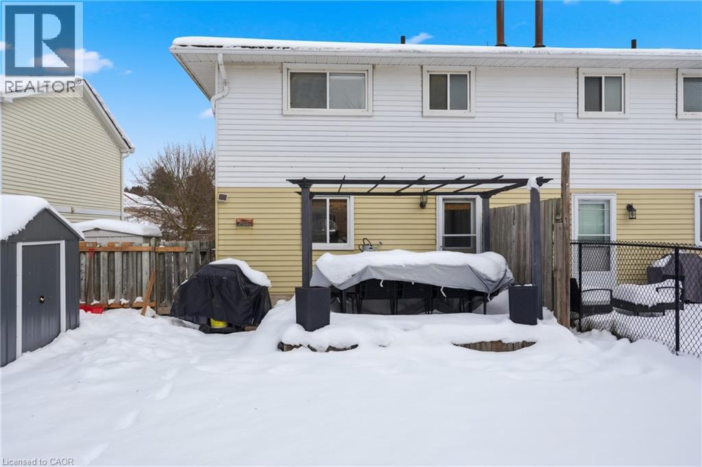 45b Karen Walk, Waterloo, Ontario  N2L 5X1 - Photo 24 - 40790992