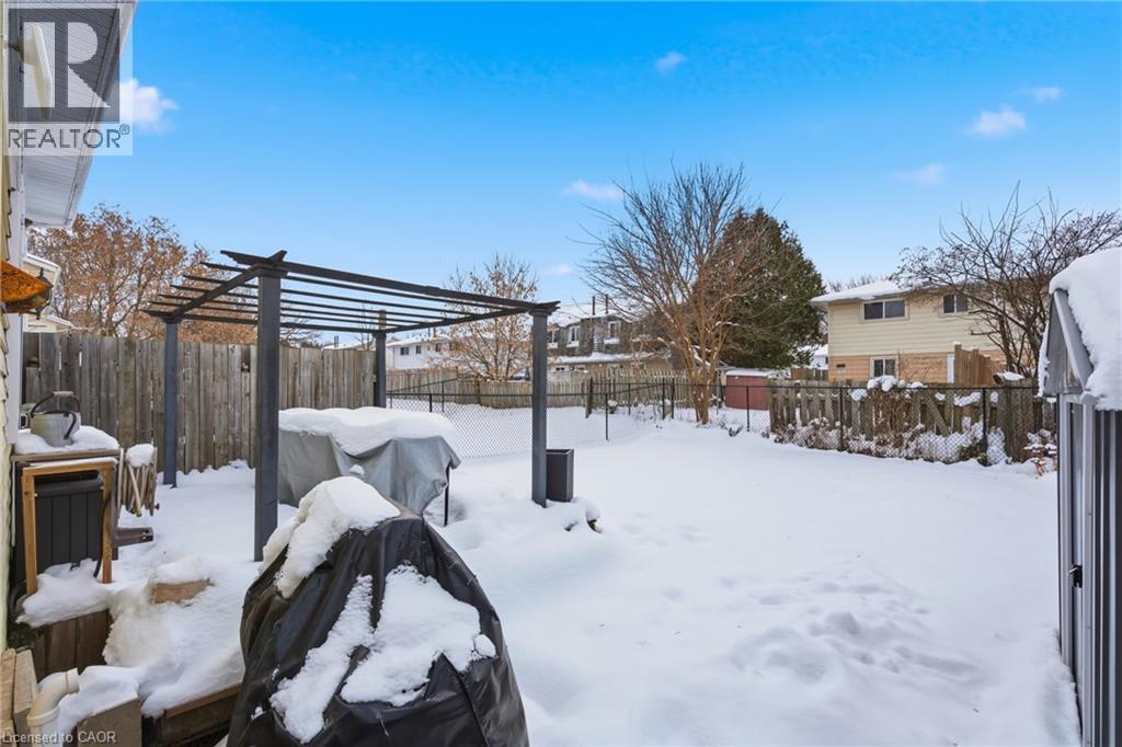 45b Karen Walk, Waterloo, Ontario  N2L 5X1 - Photo 26 - 40790992