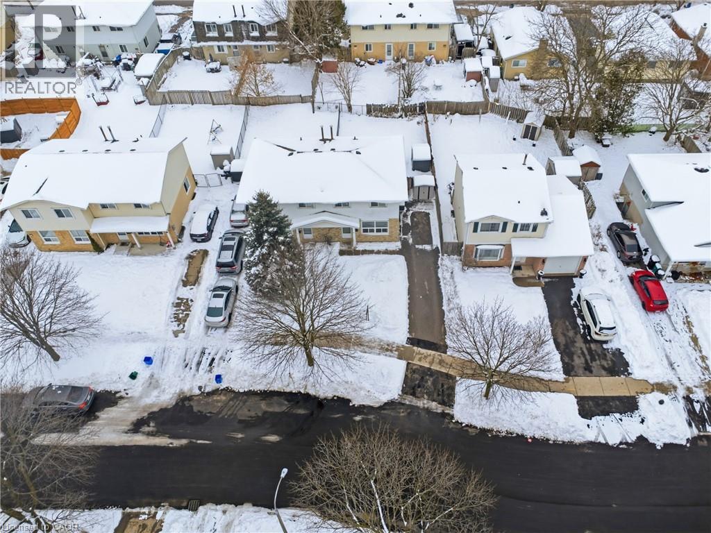 45b Karen Walk, Waterloo, Ontario  N2L 5X1 - Photo 27 - 40790992