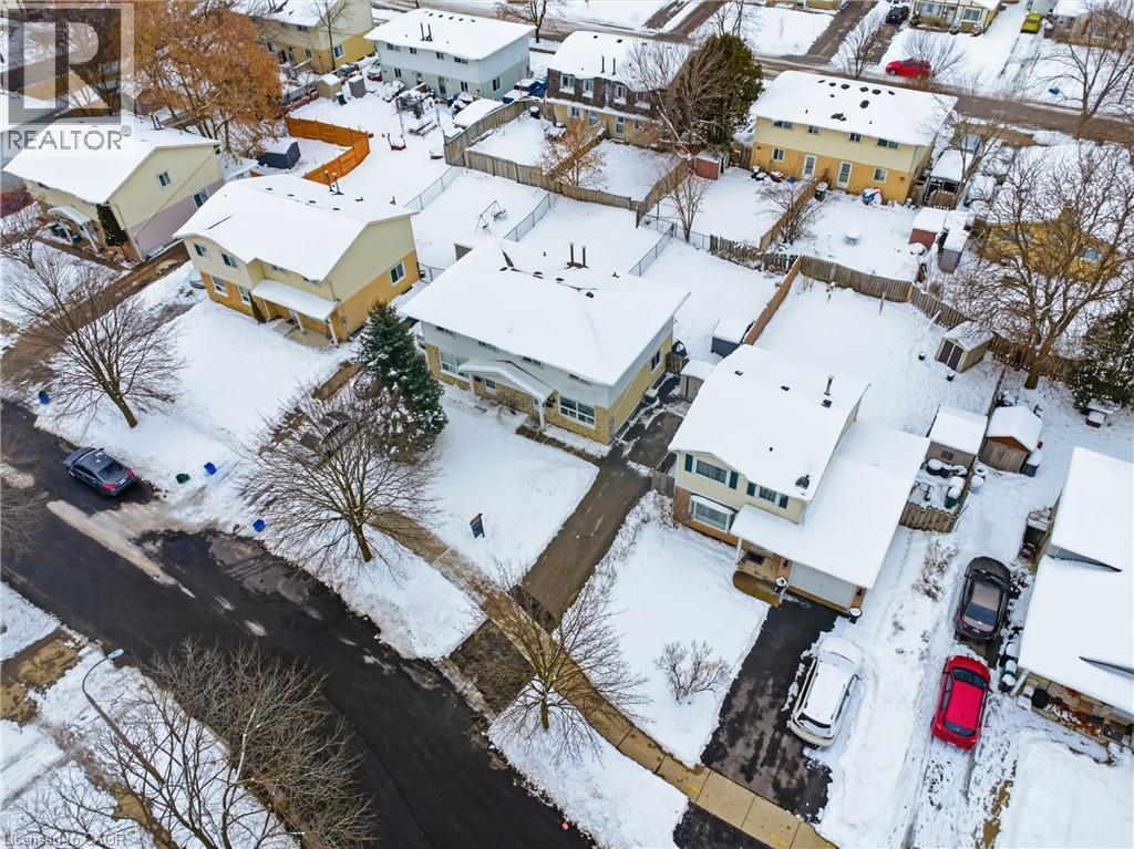 45b Karen Walk, Waterloo, Ontario  N2L 5X1 - Photo 29 - 40790992