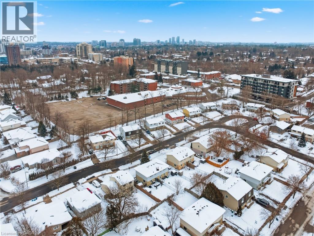 45b Karen Walk, Waterloo, Ontario  N2L 5X1 - Photo 30 - 40790992