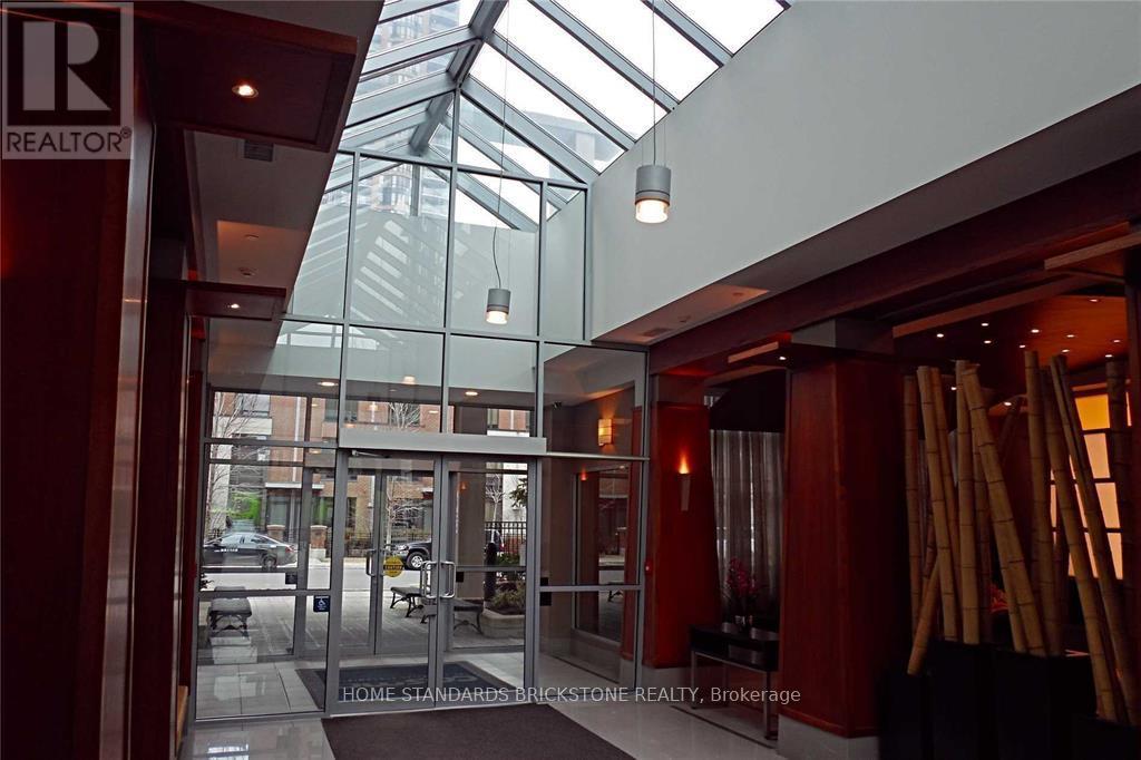 # 2207 - 35 Bales Avenue, Toronto, Ontario  M2N 7L7 - Photo 2 - C12603664