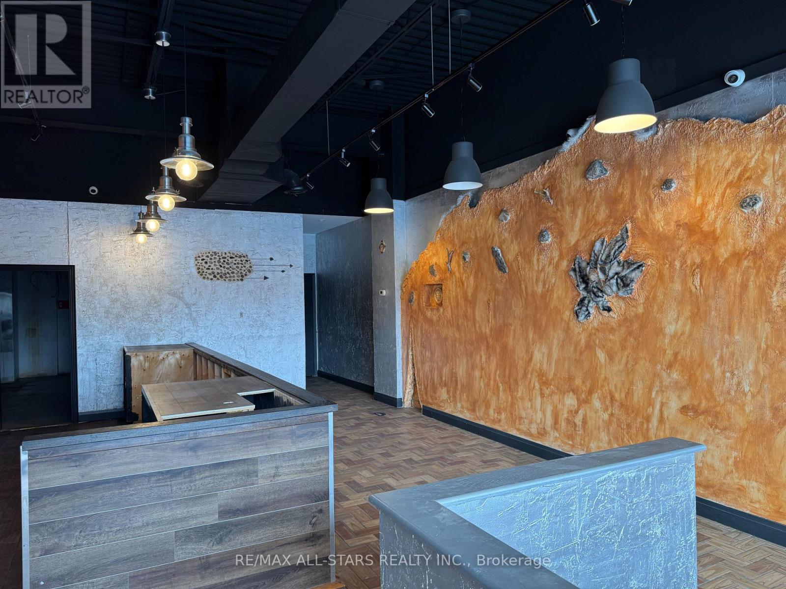 20887 Dalton Road, Georgina, Ontario  L0E 1R0 - Photo 3 - N12603642