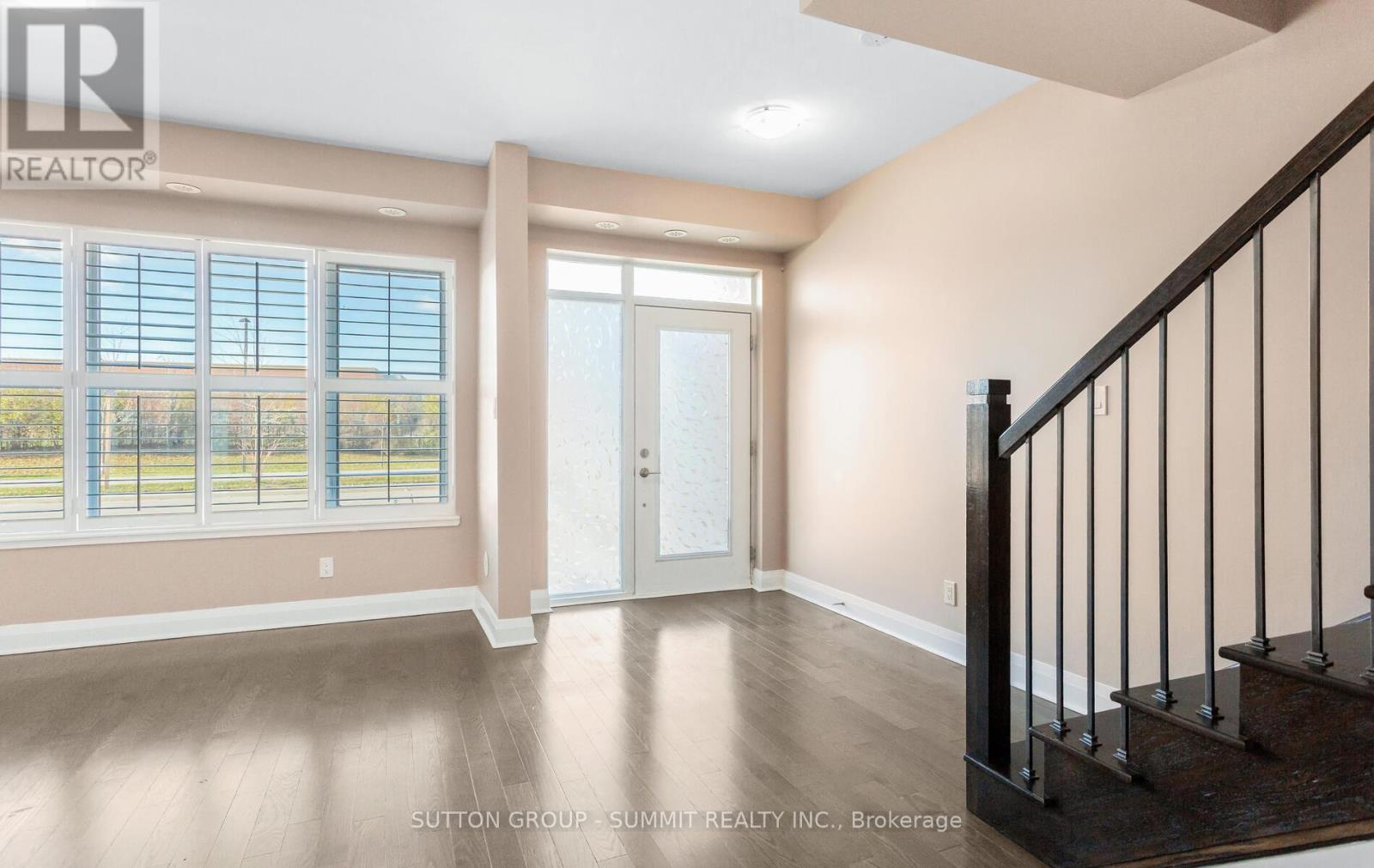 6 - 70 Littlecreek Road, Mississauga, Ontario  L5R 0E9 - Photo 3 - W12603632