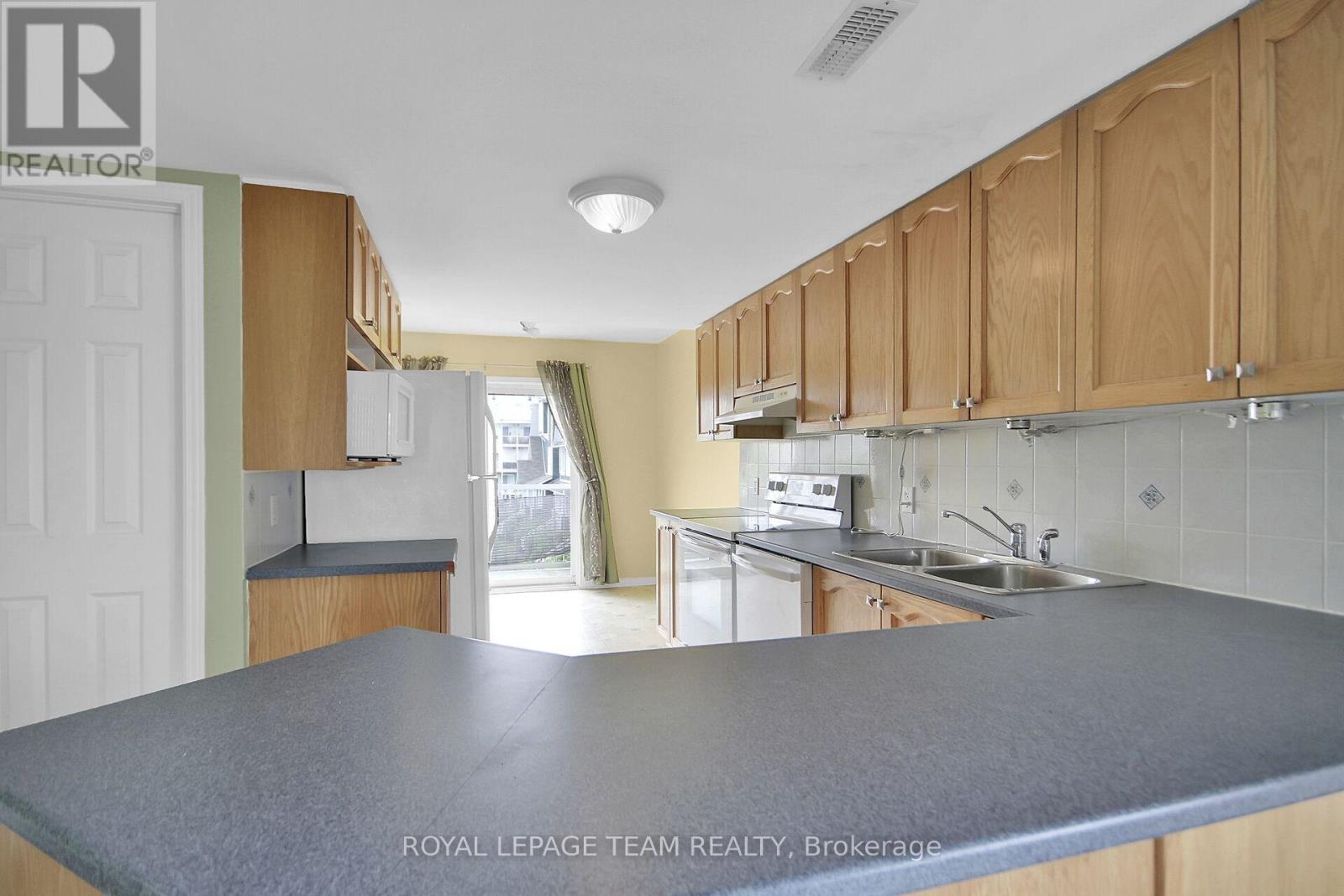 16 - 414 Hillsboro Private N, Ottawa, Ontario  K2M 3A8 - Photo 18 - X12603680