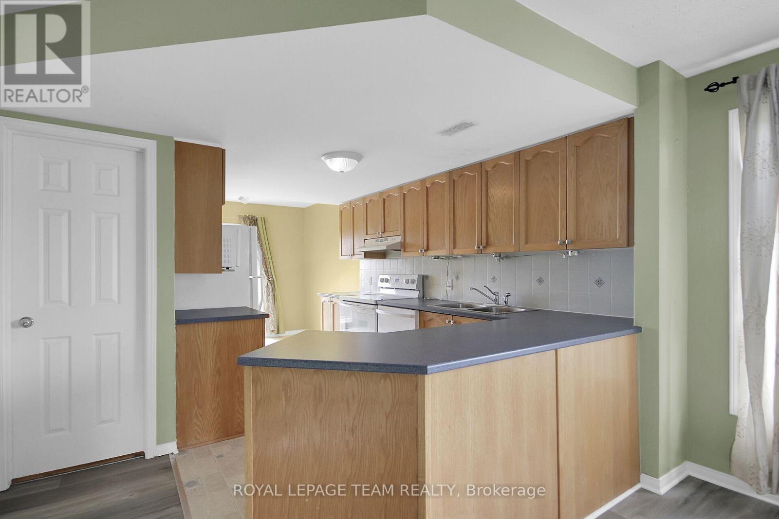 16 - 414 Hillsboro Private N, Ottawa, Ontario  K2M 3A8 - Photo 19 - X12603680