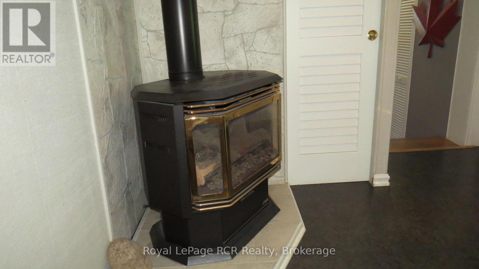 164 Edward Street, Saugeen Shores, Ontario  N0H 2L0 - Photo 38 - X12603674