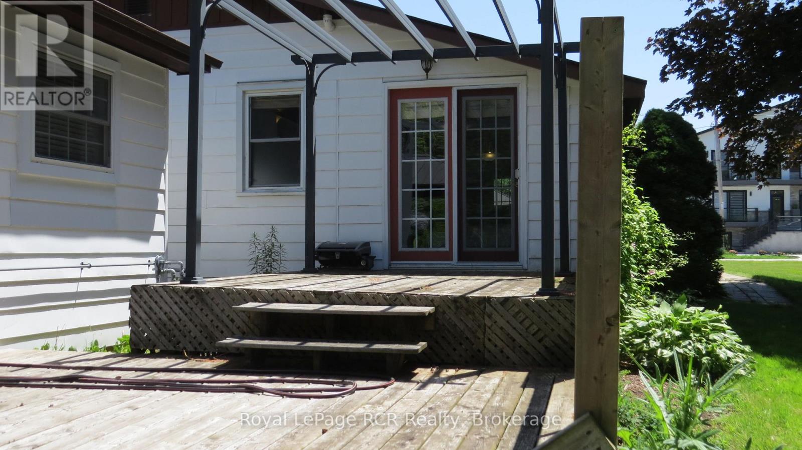 164 Edward Street, Saugeen Shores, Ontario  N0H 2L0 - Photo 6 - X12603674