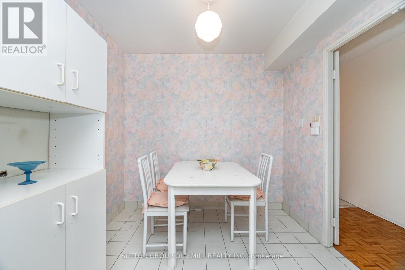 504 - 215 Wynford Drive, Toronto, Ontario  M3C 3P5 - Photo 9 - C12603692