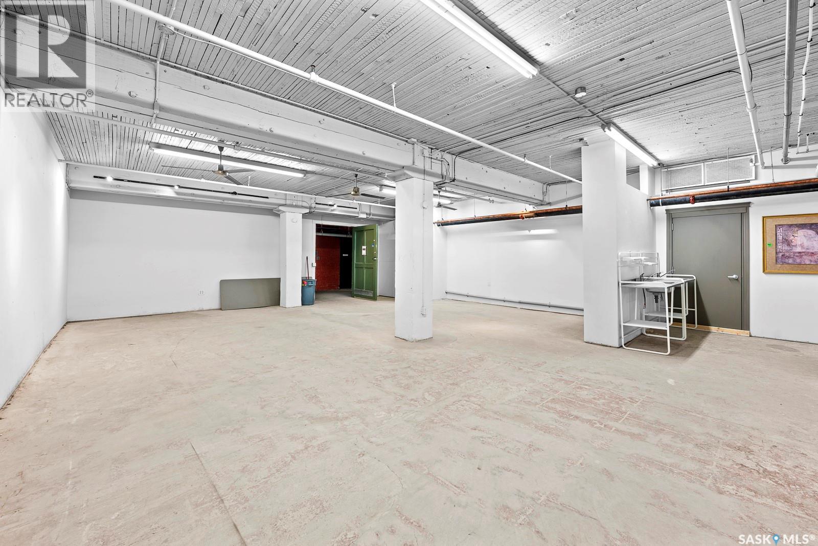 B-002(A&b) 1275 Broad Street, Regina, Saskatchewan  S4R 1Y2 - Photo 11 - SK024586