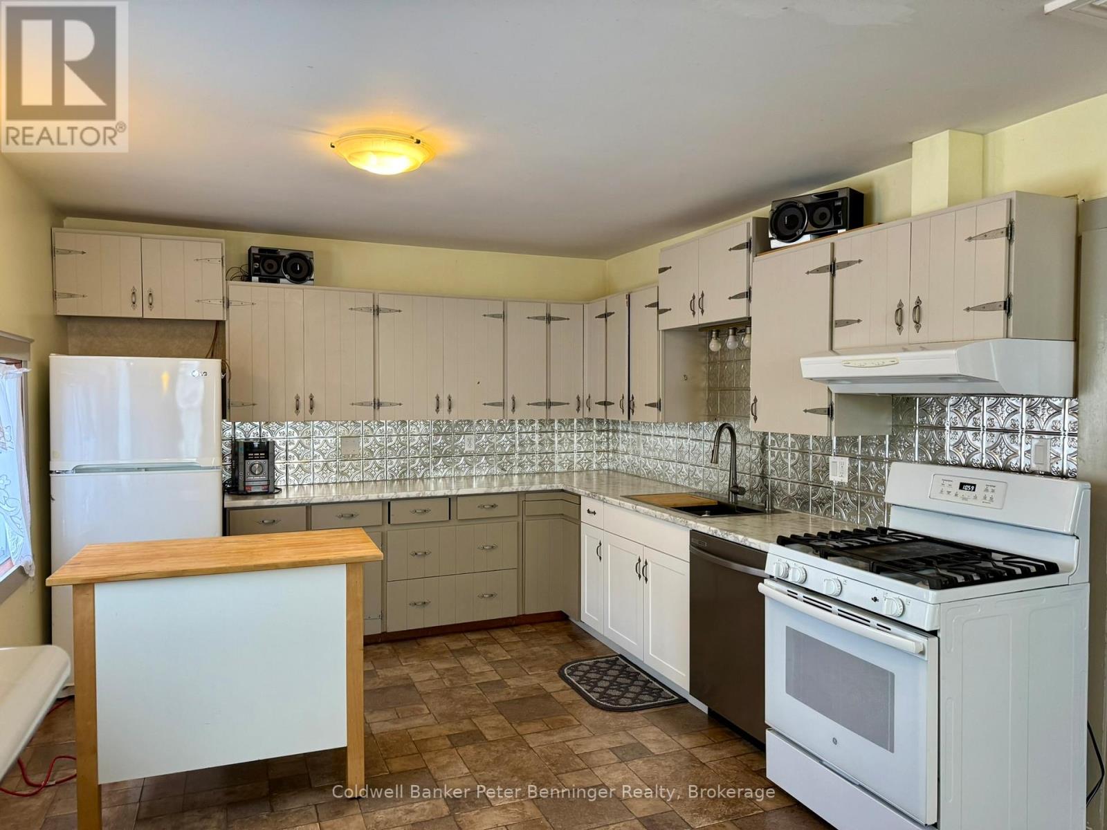 378 11th Street, Hanover, Ontario  N4N 1S5 - Photo 10 - X12603780