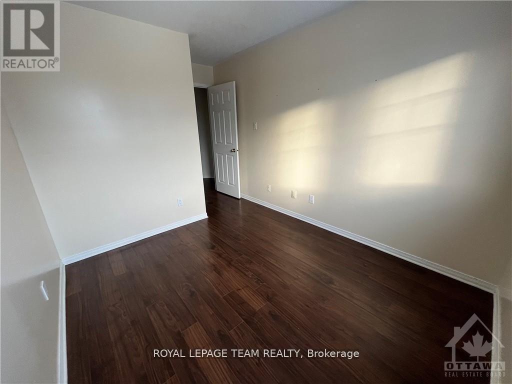 39 Thornbury Crescent, Ottawa, Ontario  K2G 6C5 - Photo 22 - X12603732