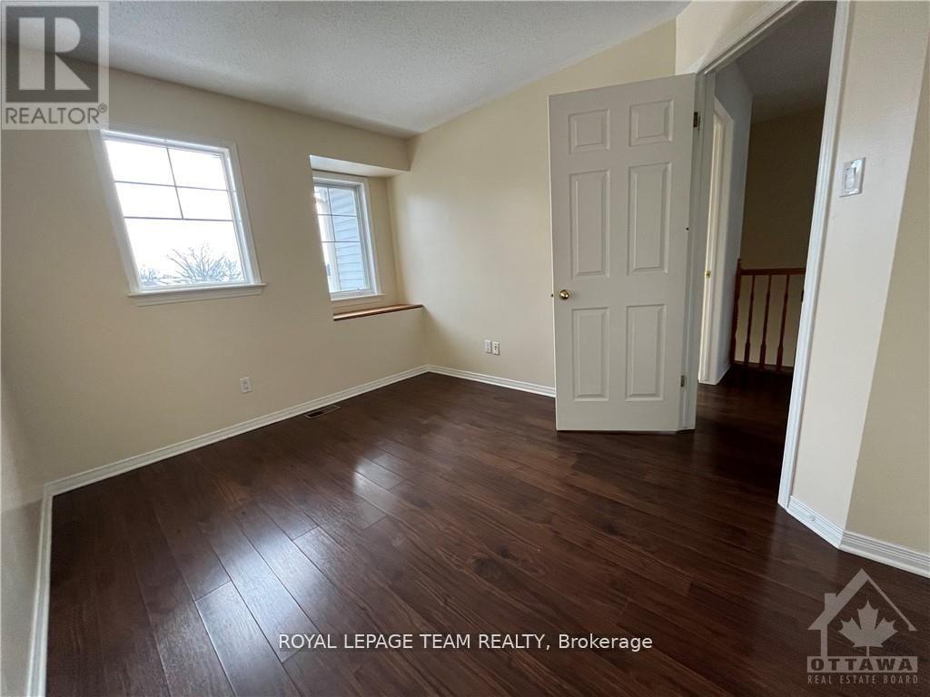 39 Thornbury Crescent, Ottawa, Ontario  K2G 6C5 - Photo 24 - X12603732