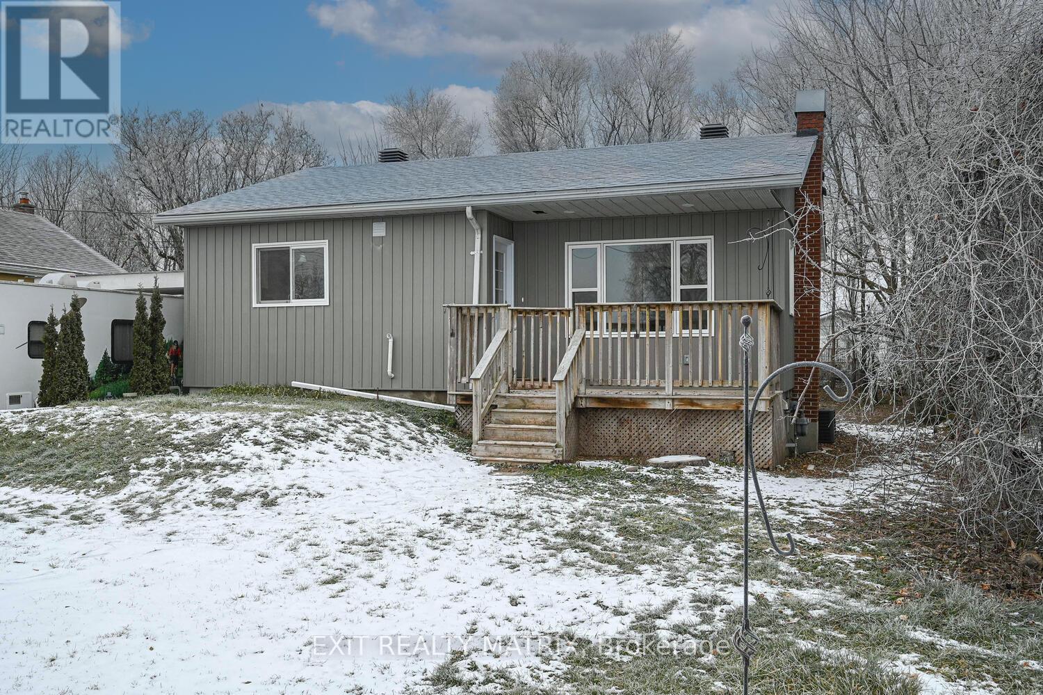 7510 ROGER STEVENS DRIVE, Montague, Ontario