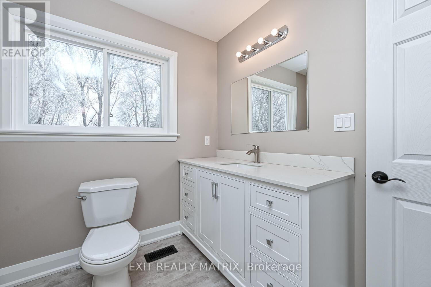 7510 Roger Stevens Drive, Montague, Ontario  K7A 4X9 - Photo 13 - X12603776