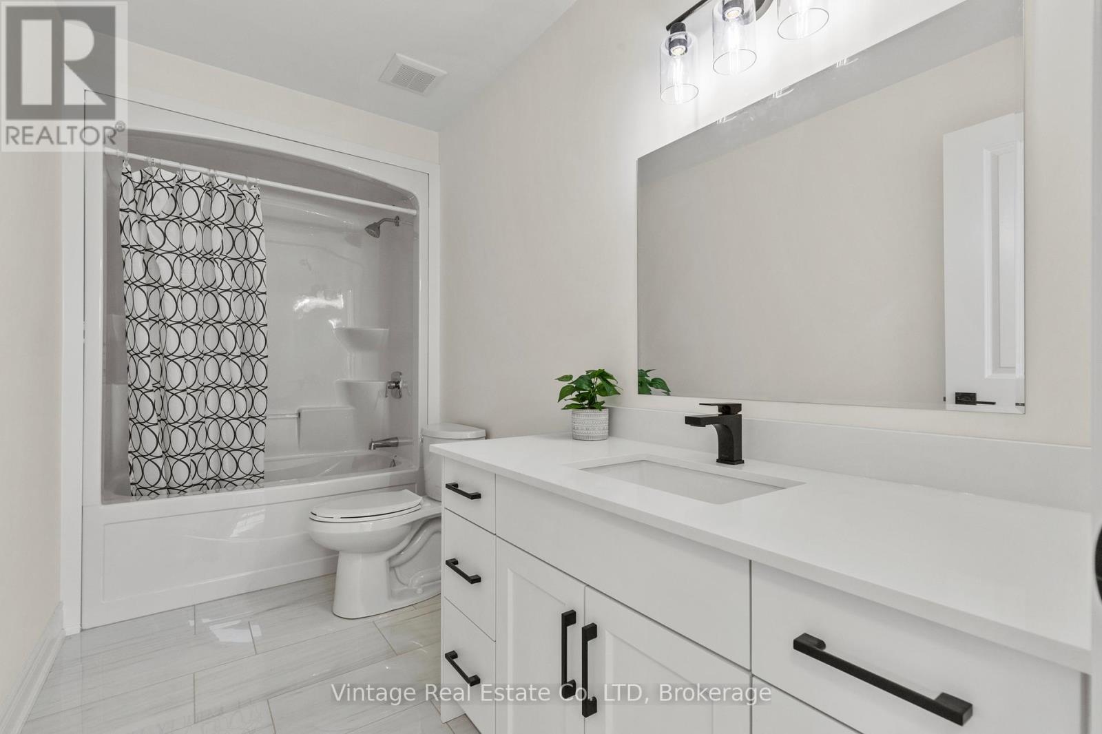 181 Hodgkins Avenue, Thorold, Ontario  L2V 0M6 - Photo 17 - X12603760