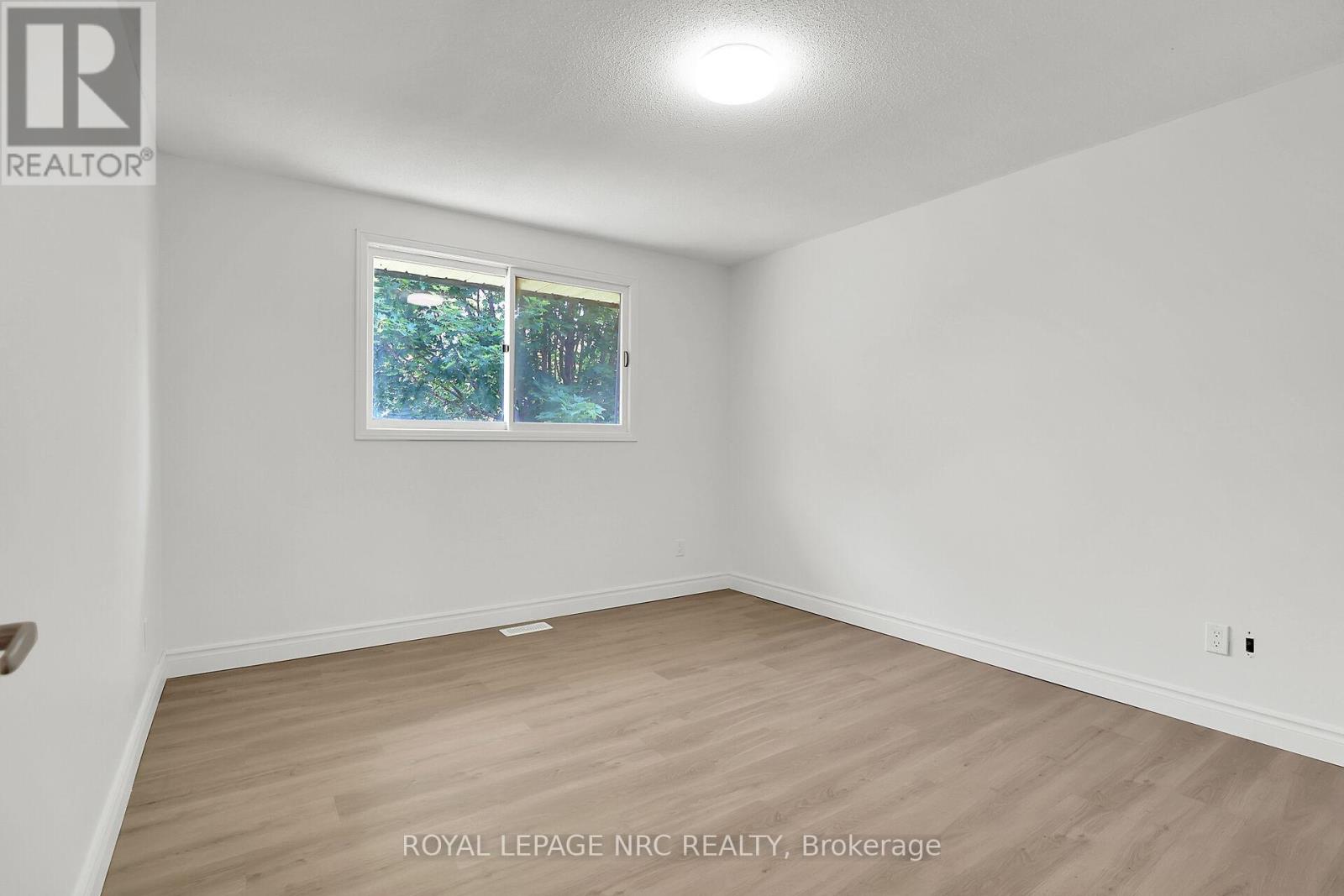 1 Rainbow Drive, St. Catharines (Bunting/linwell), Ontario  L2M 7A2 - Photo 18 - X12603762