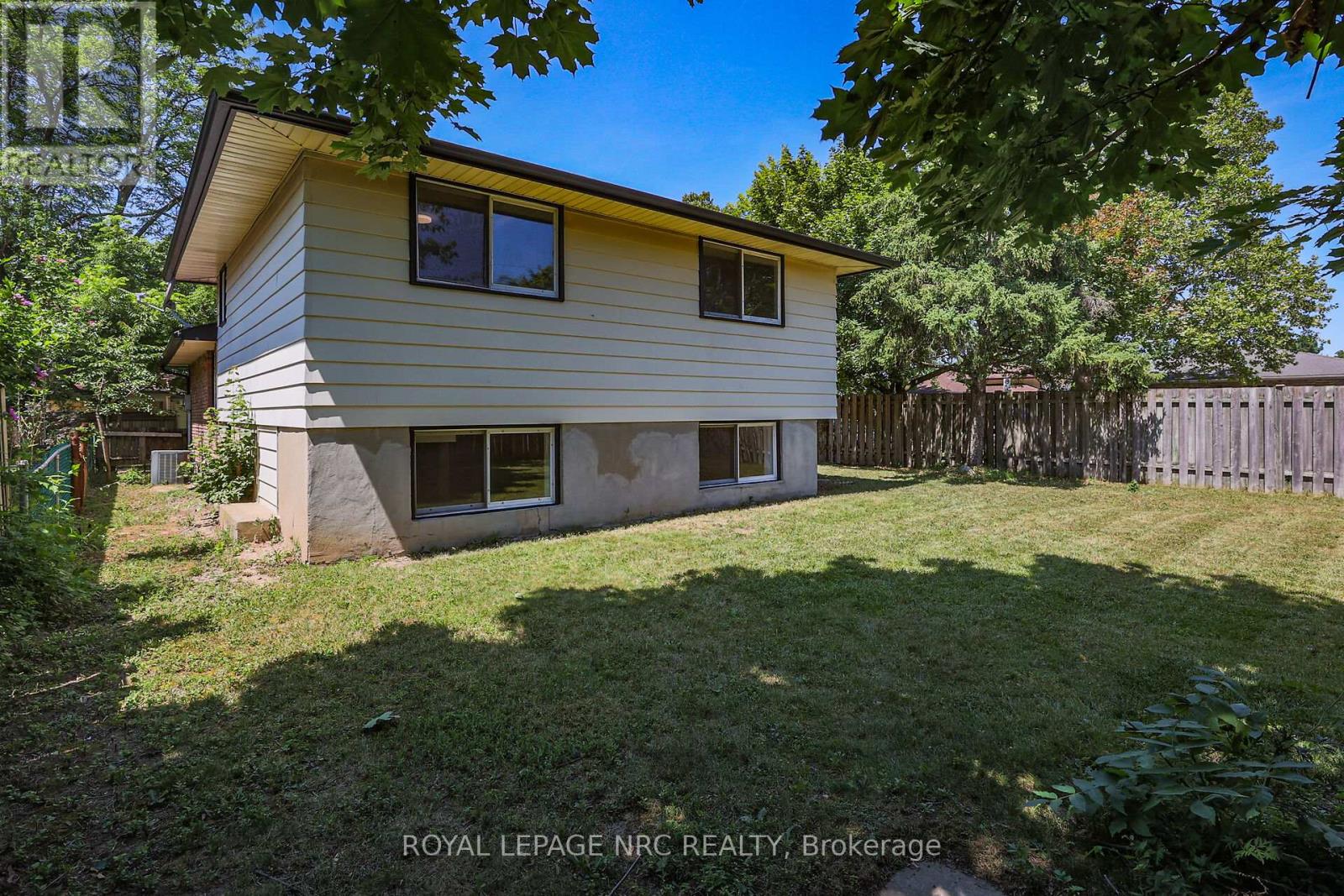 1 Rainbow Drive, St. Catharines (Bunting/linwell), Ontario  L2M 7A2 - Photo 47 - X12603762