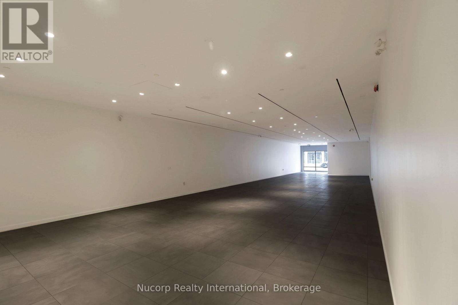 First And Second Floor - 570 Bloor Street W, Toronto, Ontario  M6G 1K1 - Photo 10 - C12603716