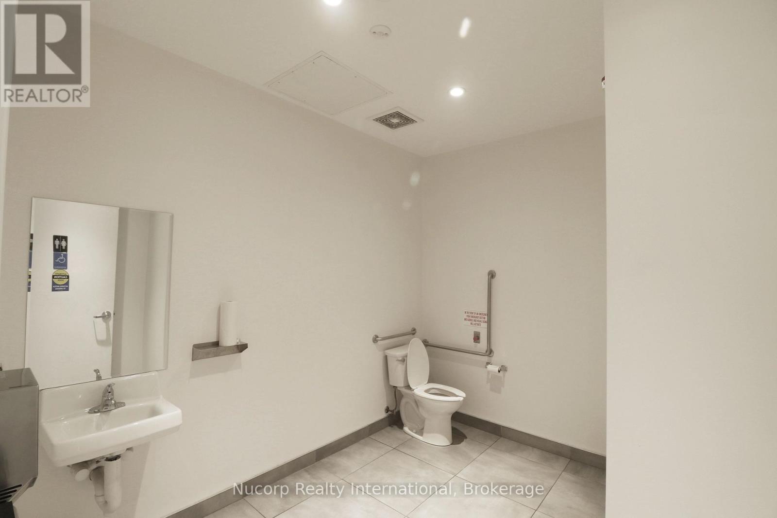 First And Second Floor - 570 Bloor Street W, Toronto, Ontario  M6G 1K1 - Photo 11 - C12603716