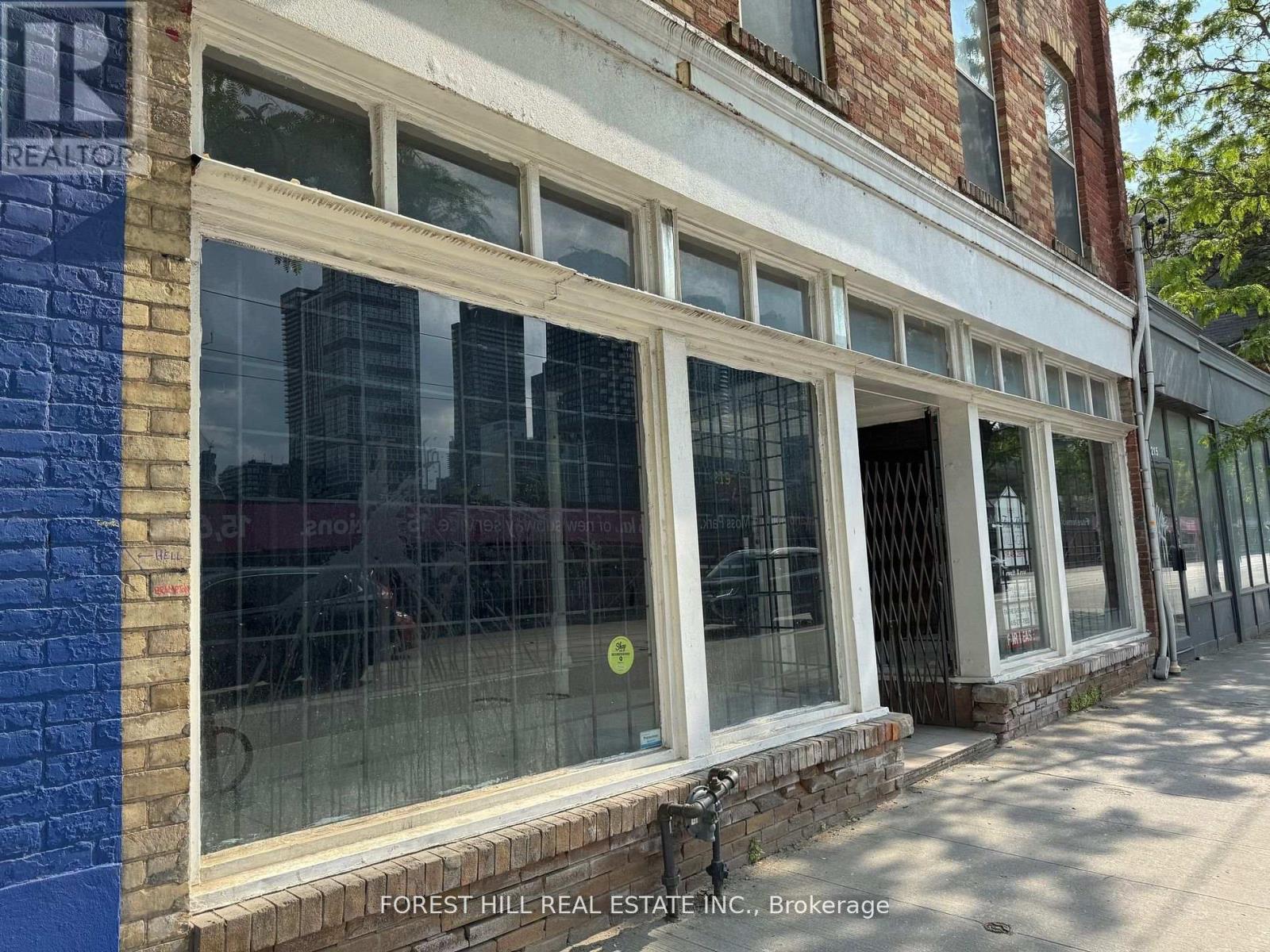 219 Queen Street E, Toronto, Ontario  M5A 1S2 - Photo 4 - C12603740