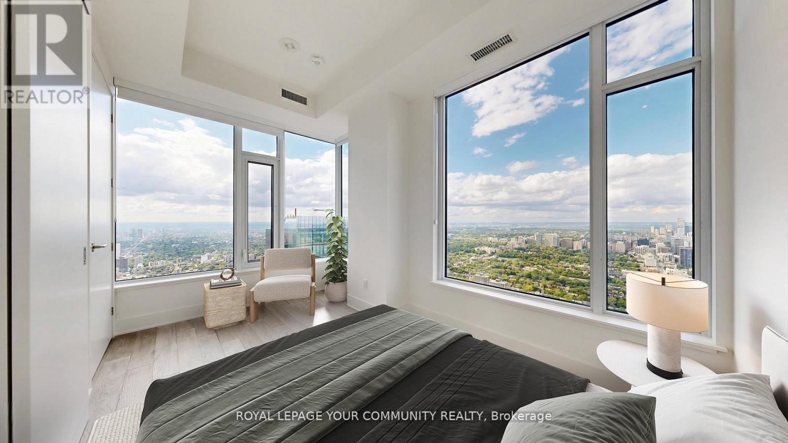 5802 - 11 Yorkville Avenue, Toronto, Ontario  M4W 0B7 - Photo 11 - C12603782