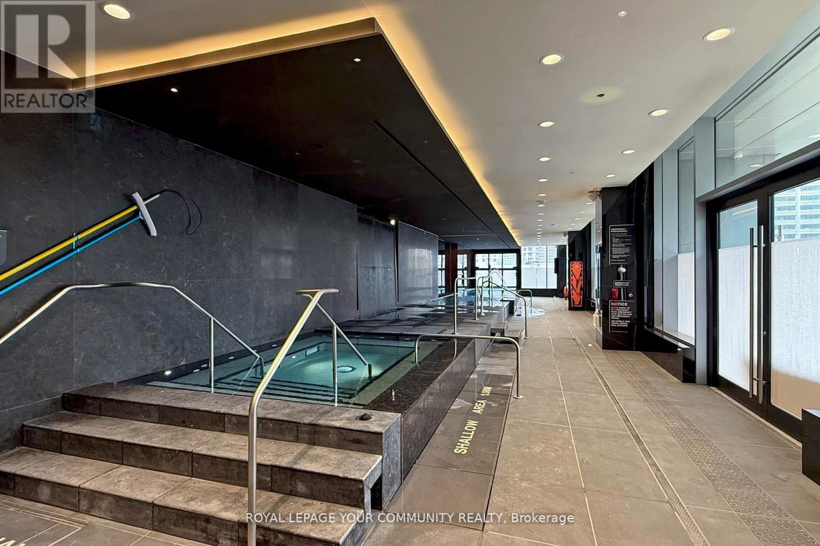 5802 - 11 Yorkville Avenue, Toronto, Ontario  M4W 0B7 - Photo 21 - C12603782