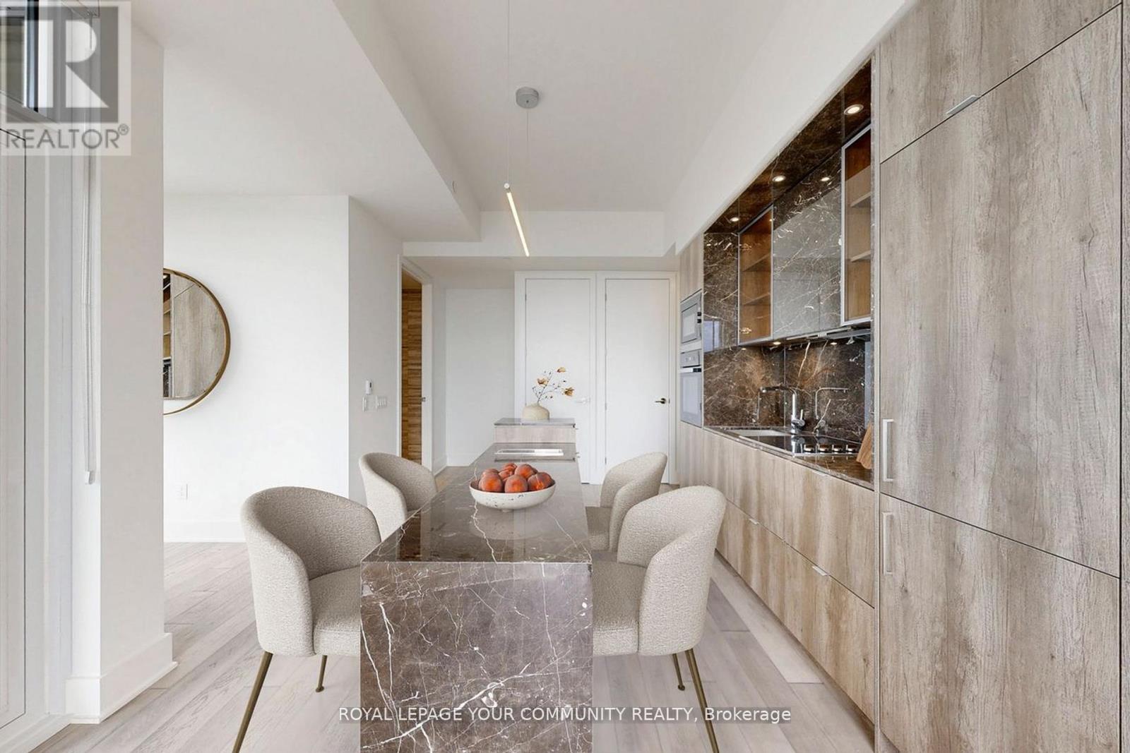 6002 - 11 Yorkville Avenue, Toronto, Ontario  M4W 0B7 - Photo 7 - C12603784