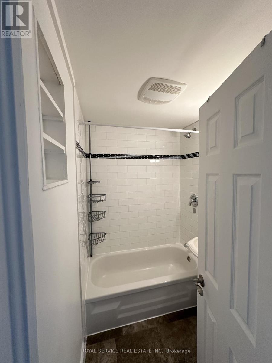 1 - 197 Walton Street, Port Hope, Ontario  L1A 1N7 - Photo 9 - X12548620