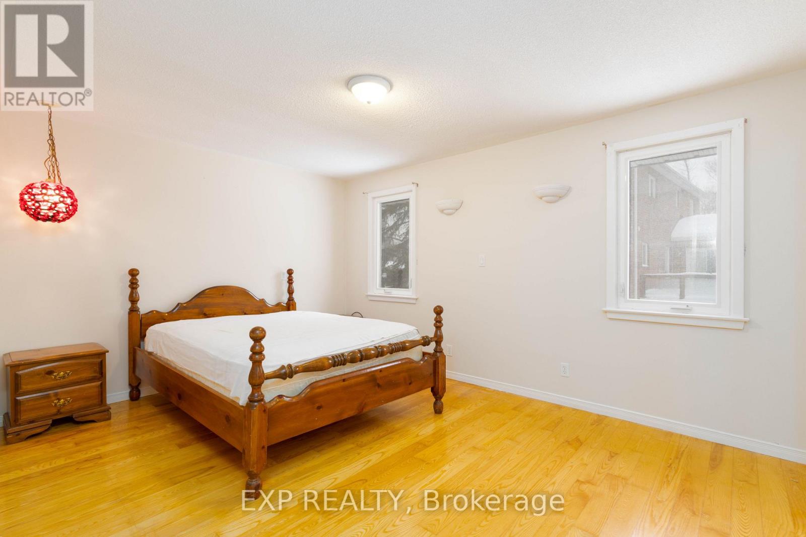 26 Joel Avenue, Georgina, Ontario  L0E 1S0 - Photo 14 - N12603734