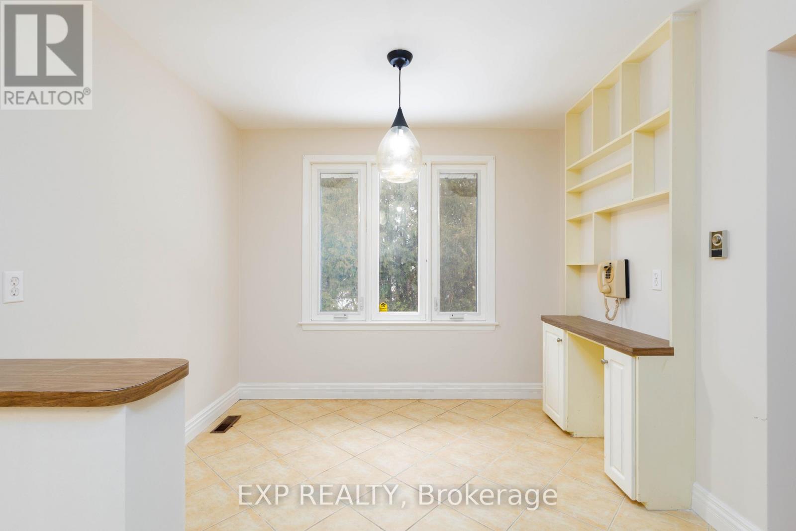 26 Joel Avenue, Georgina, Ontario  L0E 1S0 - Photo 9 - N12603734