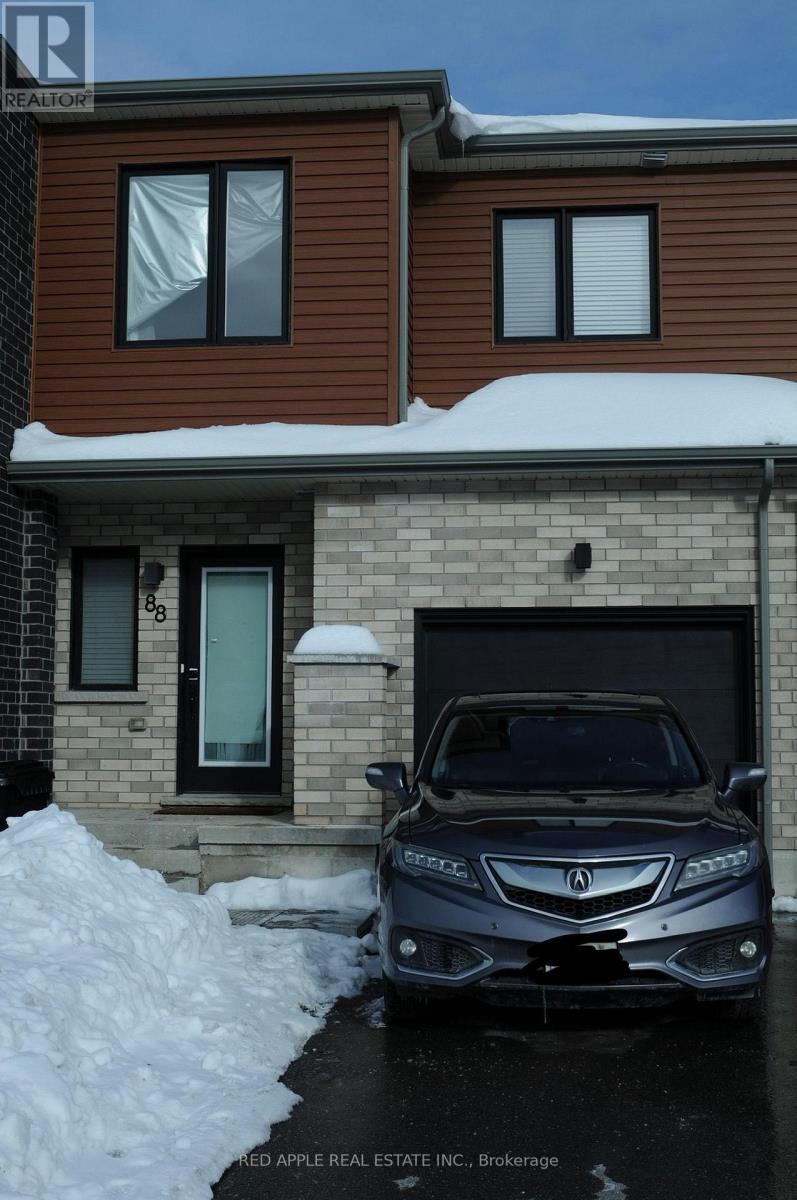 88 FAIRLANE AVENUE N, Barrie, Ontario