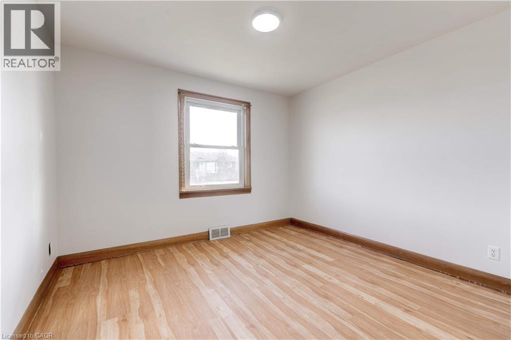 662 Harriet Street Unit# Upper, Welland, Ontario  L3B 2J3 - Photo 15 - 40792289