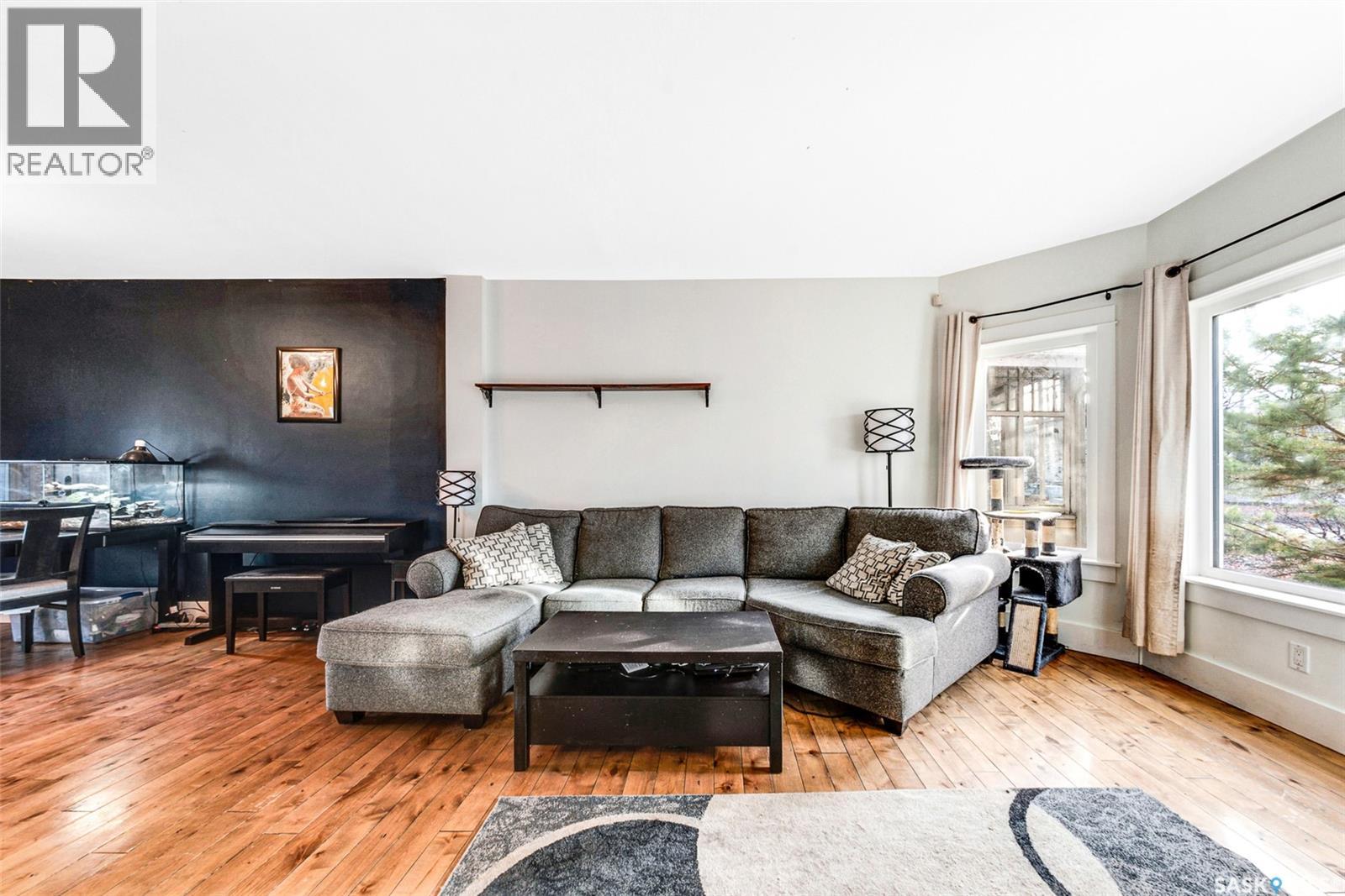 527 7th Street E, Saskatoon, Saskatchewan  S7H 0X6 - Photo 8 - SK025243