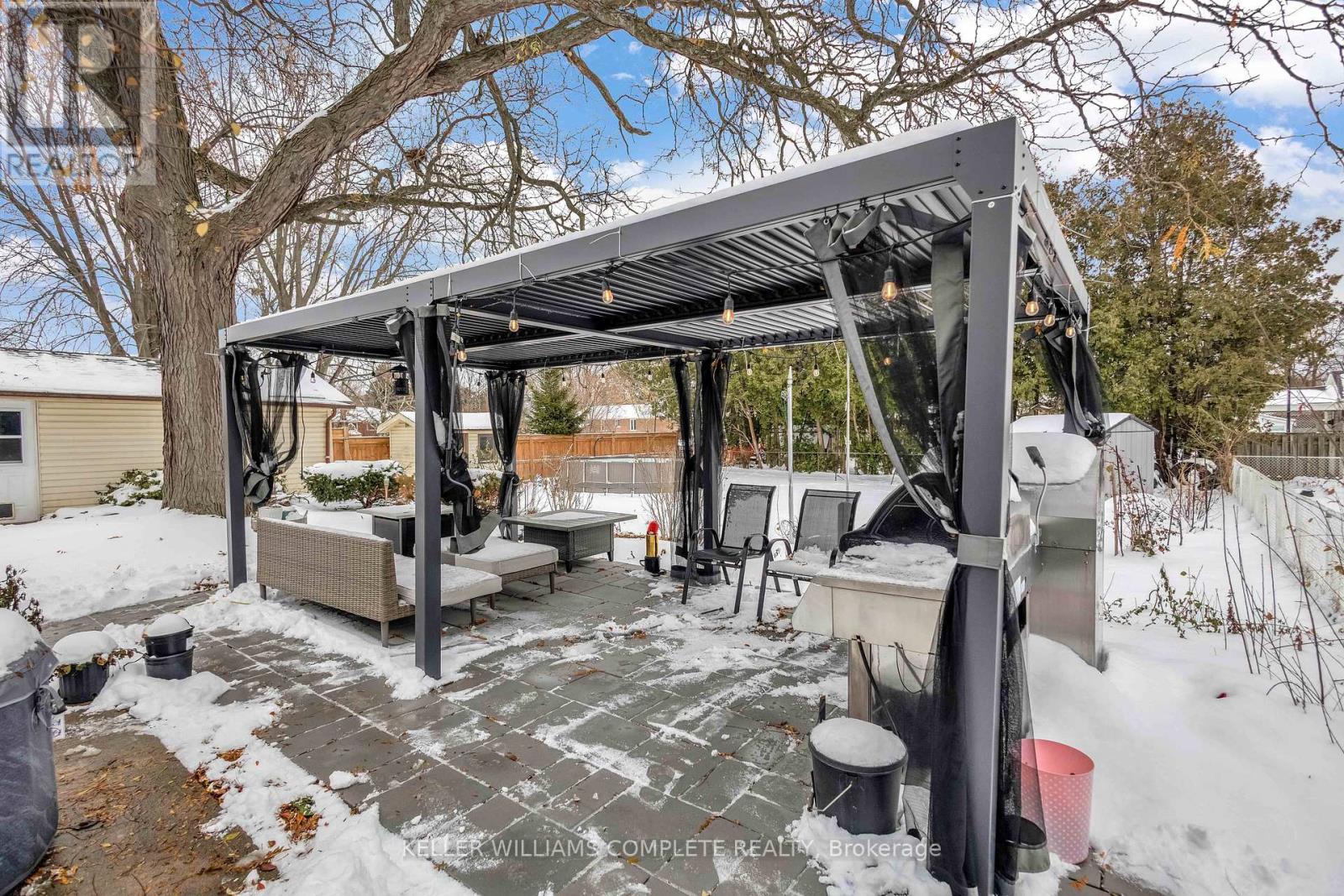 64 Evelyn Street, Brantford, Ontario  N3R 3H1 - Photo 38 - X12603728