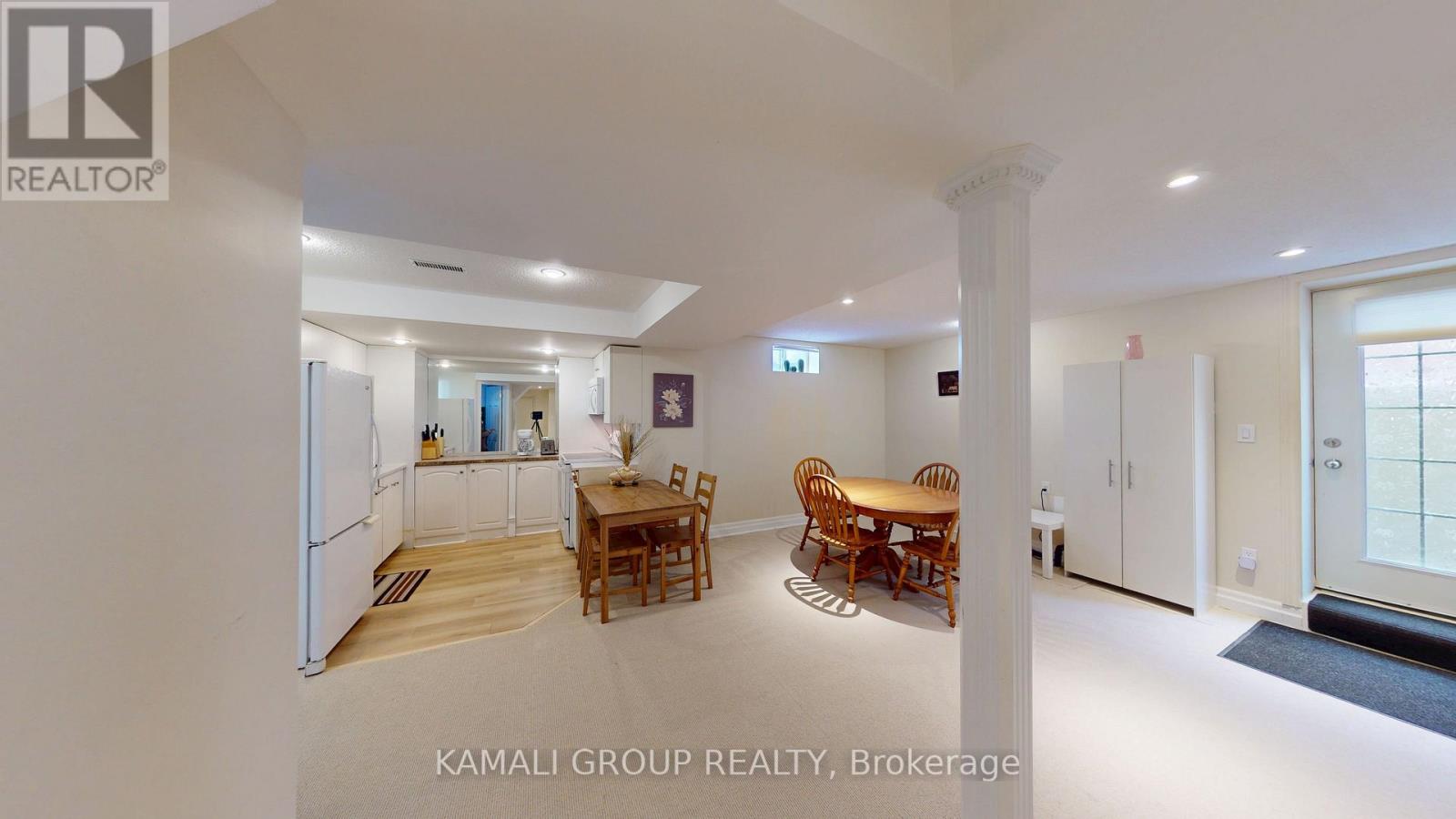 Bsmt - 271 Rhodes Circle, Newmarket (Glenway Estates), Ontario  L3X 1V4 - Photo 8 - N12565668