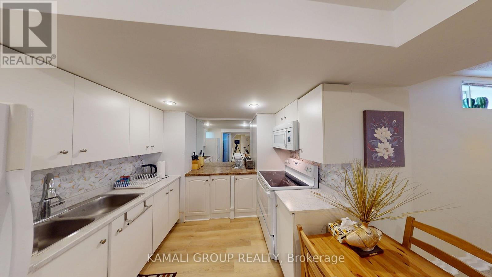 Bsmt - 271 Rhodes Circle, Newmarket (Glenway Estates), Ontario  L3X 1V4 - Photo 9 - N12565668