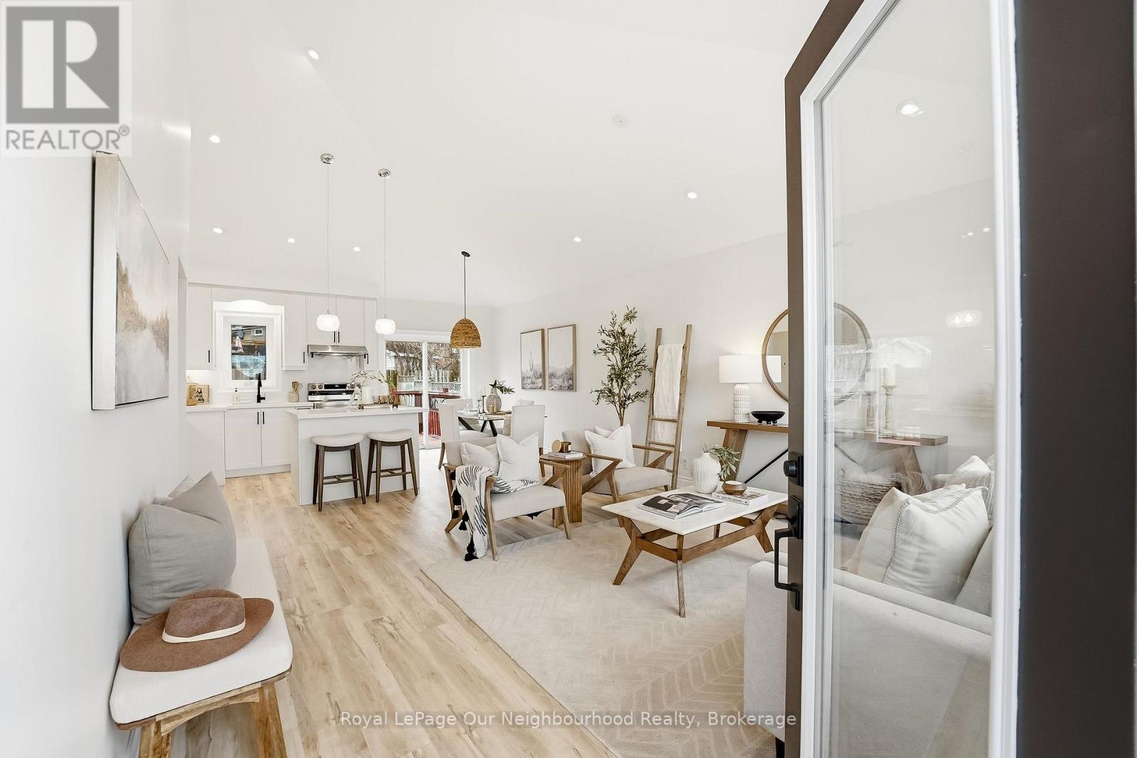 1346 Scugog Avenue, Oshawa, Ontario  L1J 1J7 - Photo 1 - E12595044