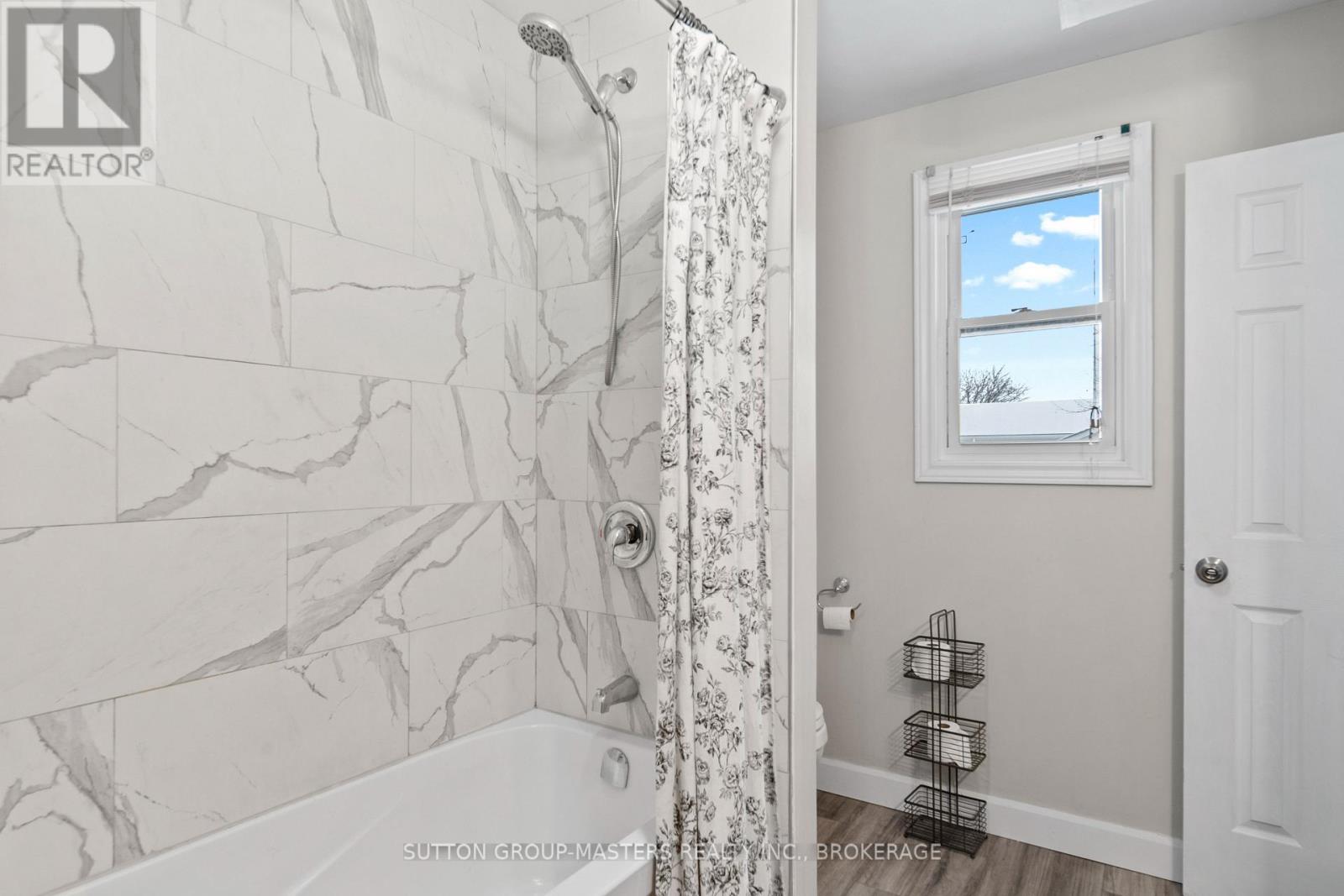 66 Nicholson Crescent, Loyalist, Ontario  K7N 1X1 - Photo 24 - X12603848