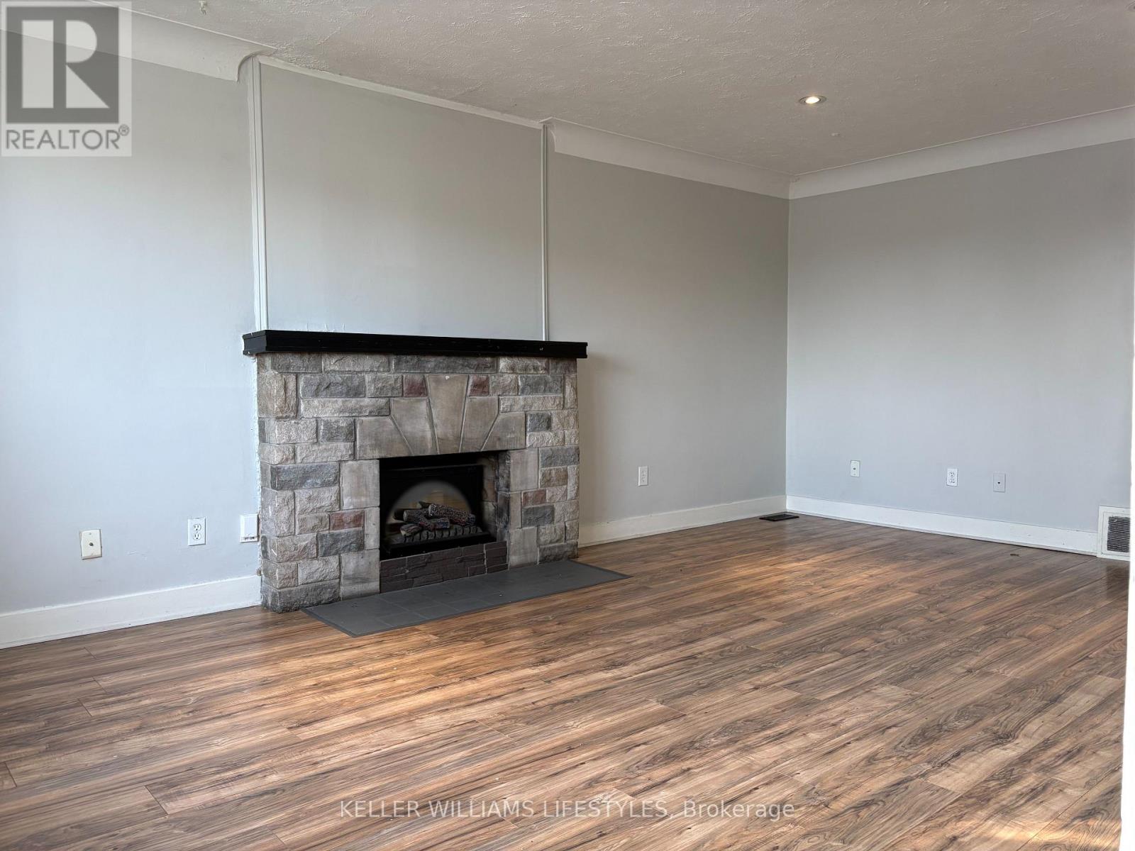 678 Oxford Street E, London East, Ontario  N5Y 3J5 - Photo 2 - X12603800