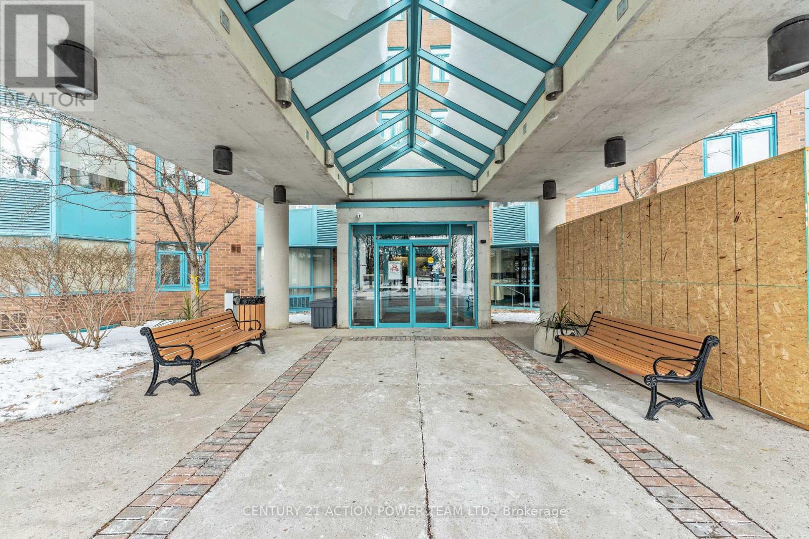 1103 - 1025 Grenon Avenue, Ottawa, Ontario  K2B 8S5 - Photo 2 - X12603798