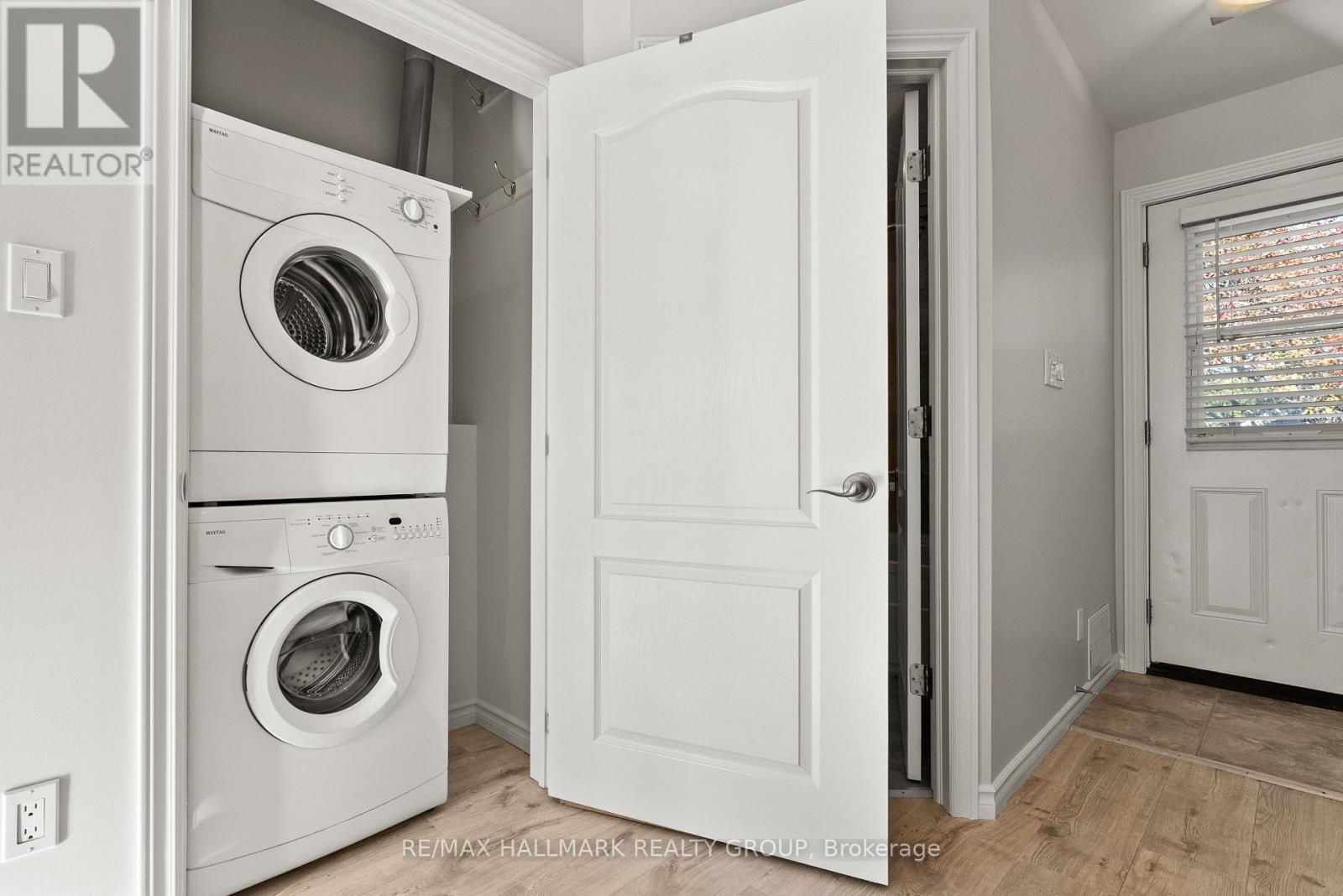 26 Ettrick Crescent, Ottawa, Ontario  K2J 1G1 - Photo 17 - X12603880