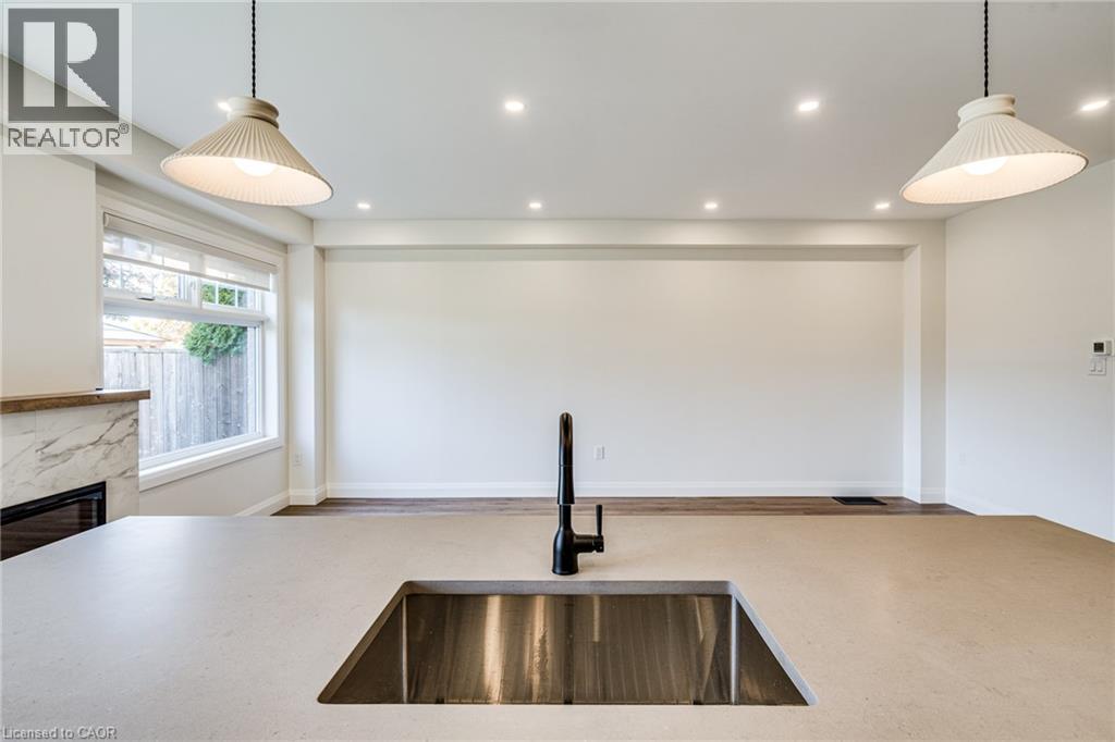 14 Olivia Place, Ancaster, Ontario  L9K 1R3 - Photo 11 - 40792504