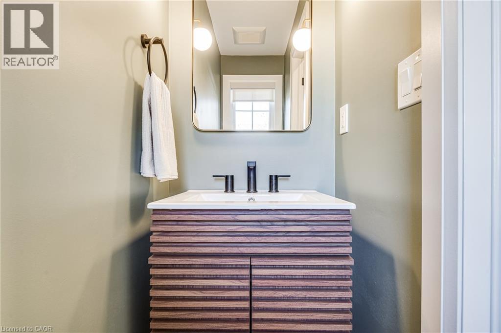 14 Olivia Place, Ancaster, Ontario  L9K 1R3 - Photo 12 - 40792504