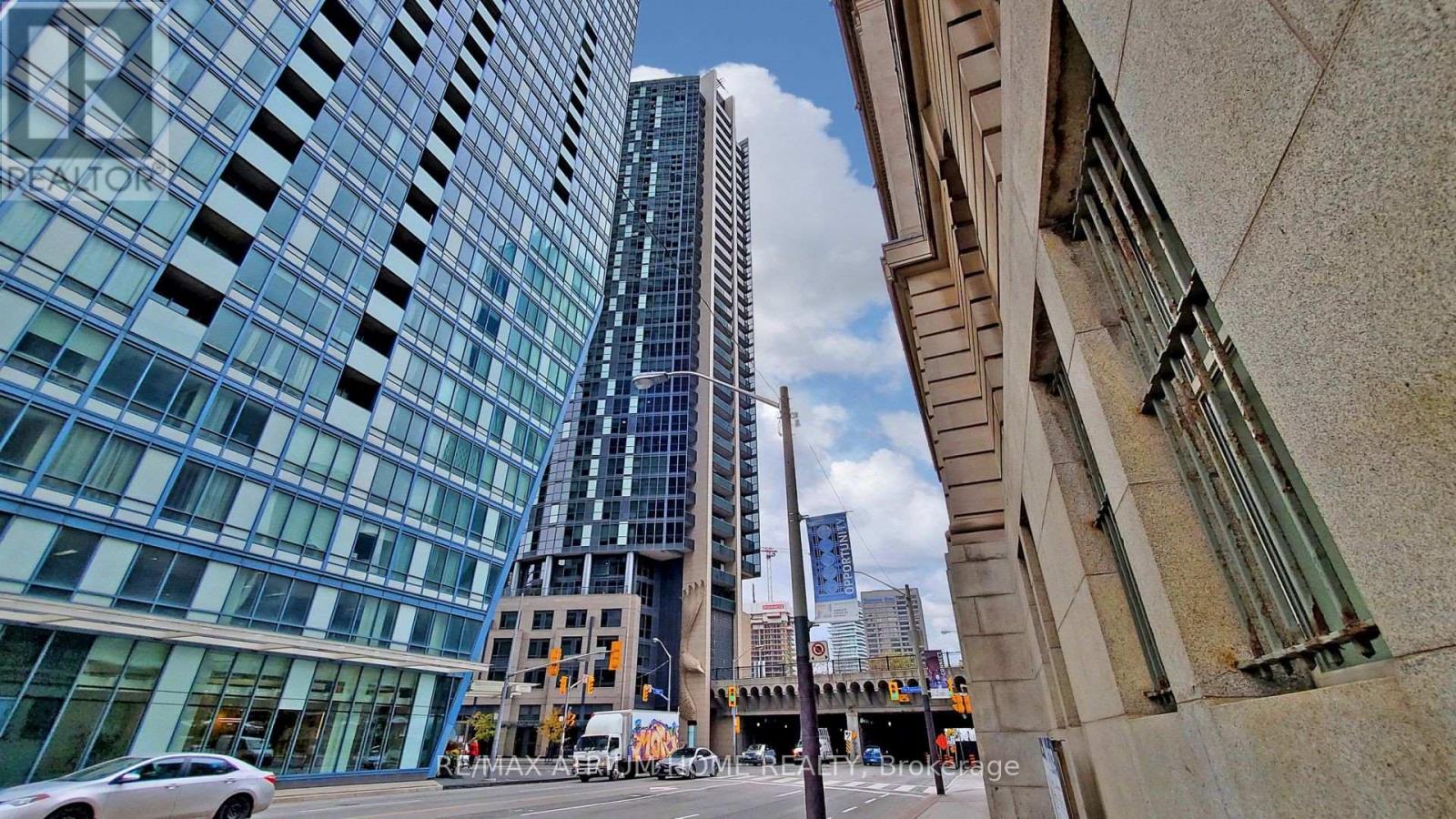 3205 - 1 THE ESPLANADE, Toronto, Ontario